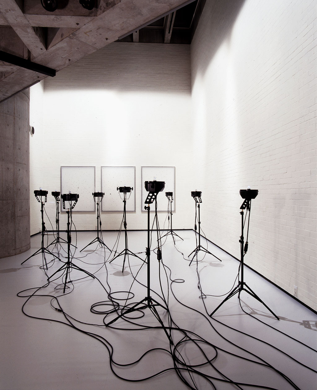 photo: kenji morita logic licht